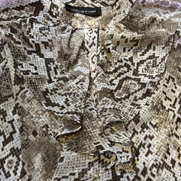 Jones New York Brown Patterned Top - Picture 6 of 6